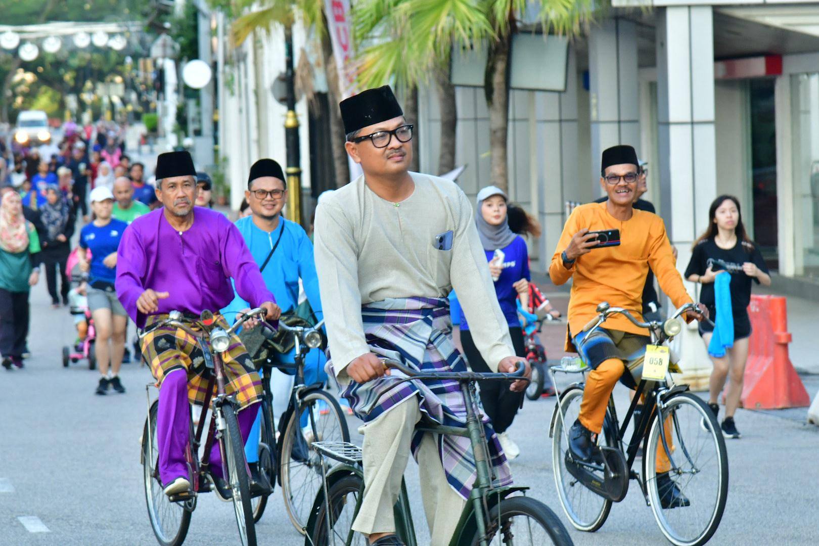 JB Car Free Morning